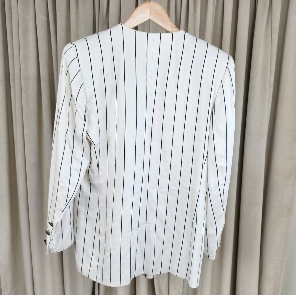 Vintage Kasper White and Black Striped Blazer - Picture 6 of 8